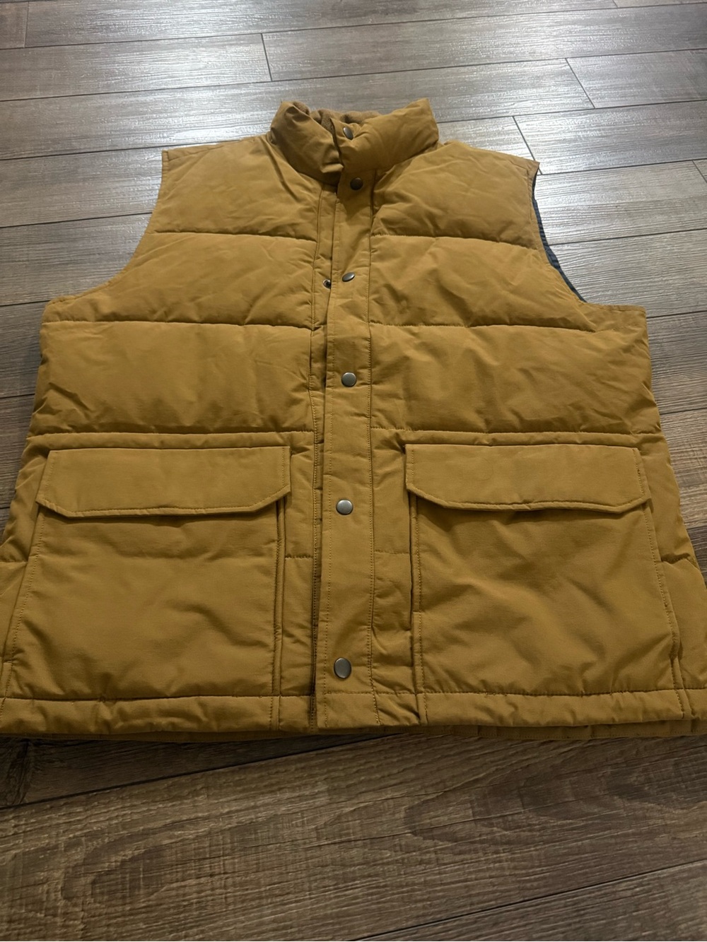 GAP Men's Quilted Puffer Vest - Mustard Yellow